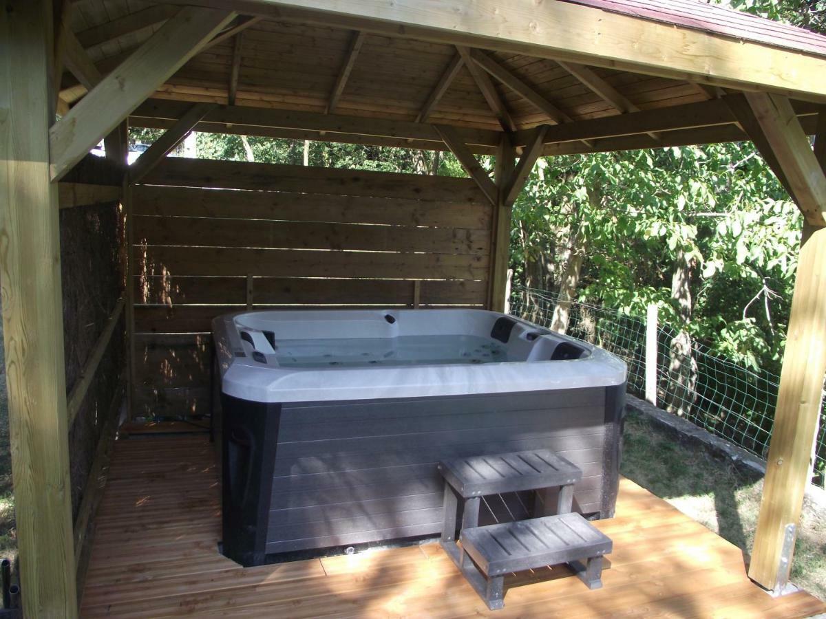 Domaine Des Cigales, Chambre D'Hotes Saint-Martin-d'Aout Exterior foto